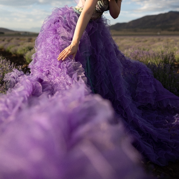 SAMPLE GOWN "EVE" Lavender Ruffle Woodland Princess Wedding Ballgown Set - Picture 10 of 13